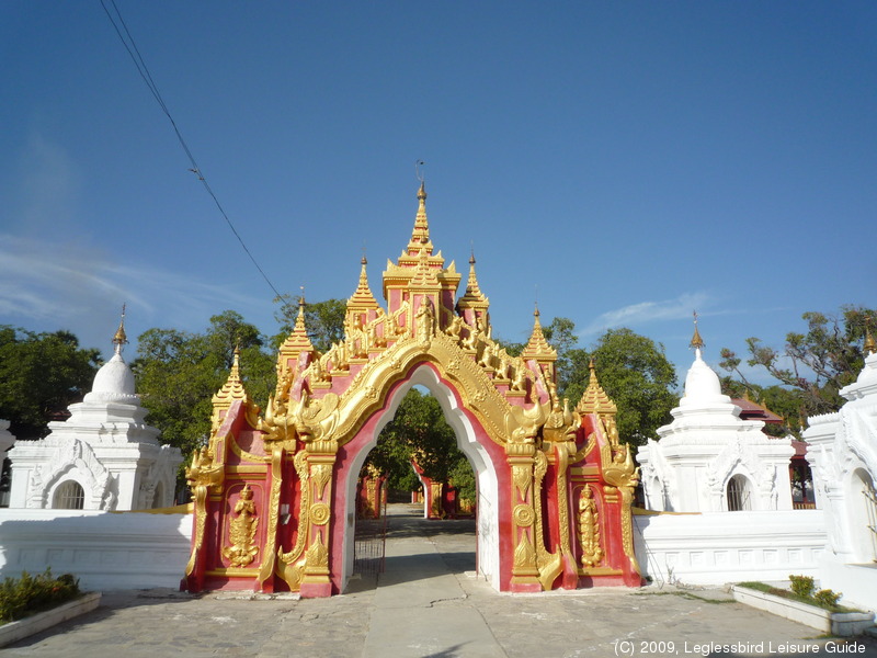 Kuthodaw Pagoda30